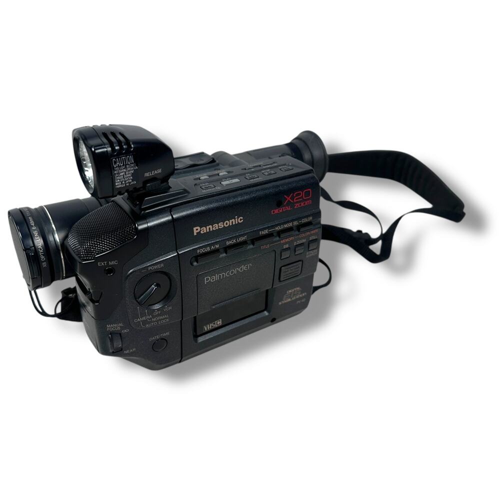 Panasonic PV-42D Palmcorder VHS-C Camcorder Black X20 Zoom FOR PARTS OR REPAIR